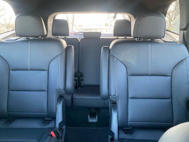 Used 2024 GMC Acadia Elevation w/ LPO, Floor Liner Package image 27