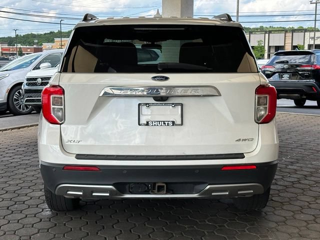 Certified 2023 Ford Explorer XLT w/ Equipment Group 202A AWD/4WD image 5
