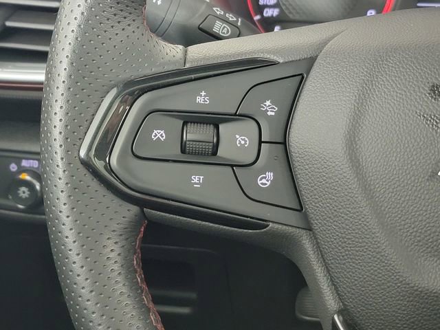 Used 2023 Chevrolet TrailBlazer RS w/ Sun and Liftgate Package FWD image 28