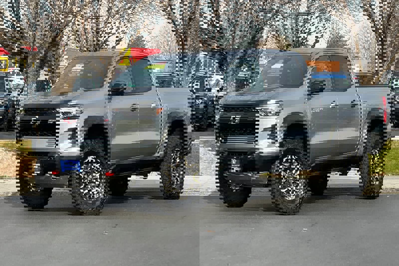 Used 2024 Chevrolet Colorado ZR2 w/ ZR2 Convenience Package III image 1