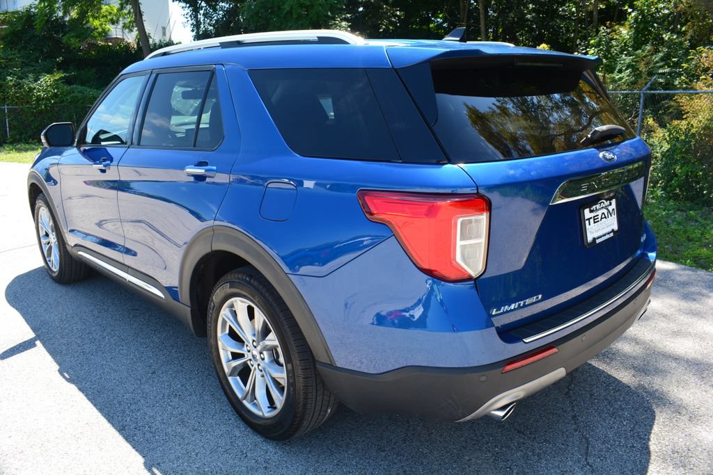 Certified 2023 Ford Explorer Limited w/ Equipment Group 301A AWD/4WD image 7