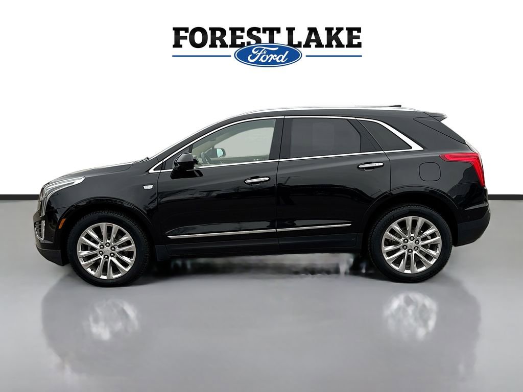 Used 2017 Cadillac XT5 Platinum w/ Driver Assist Package image 4