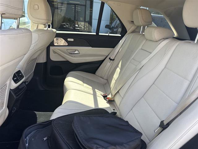 Used 2024 Mercedes-Benz GLE 450e 4MATIC image 5
