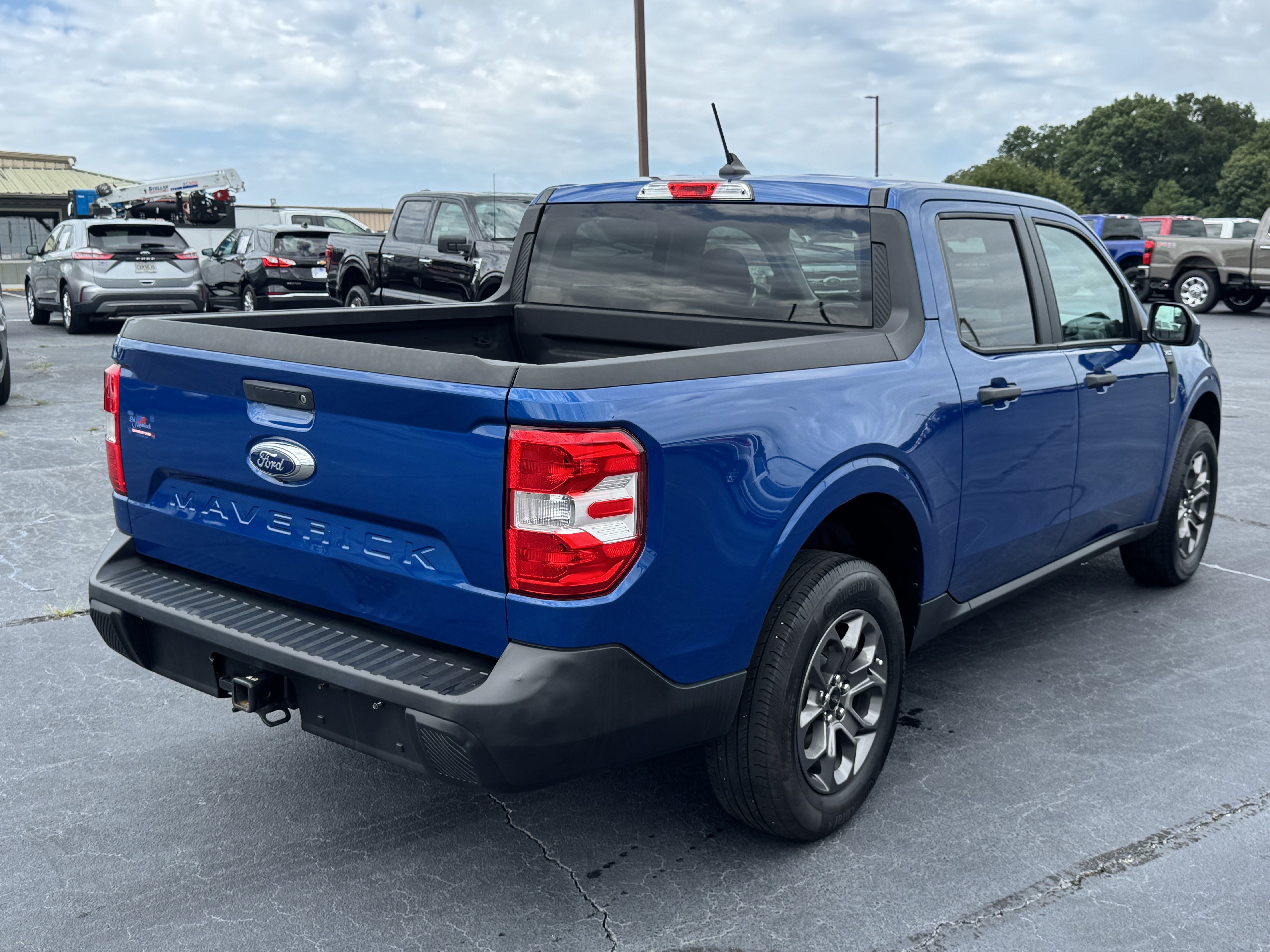 Certified 2023 Ford Maverick XLT w/ XLT Luxury Package FWD image 5