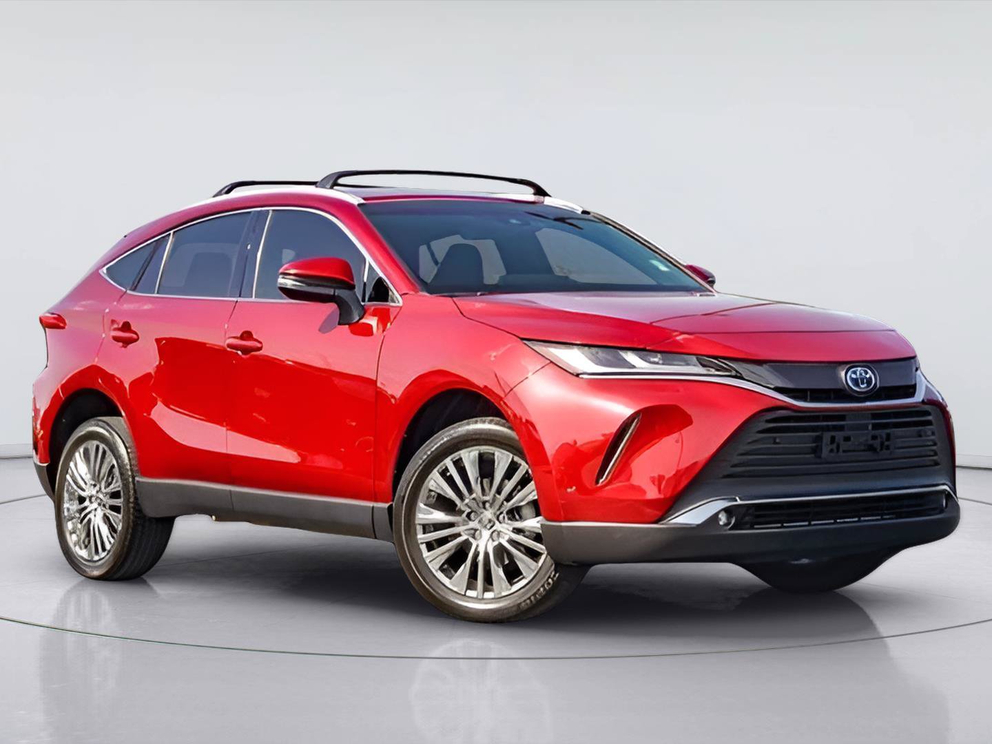 Used 2023 Toyota Venza XLE AWD/4WD image 1