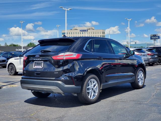 Certified 2024 Ford Edge SEL w/ Convenience Package AWD/4WD image 4