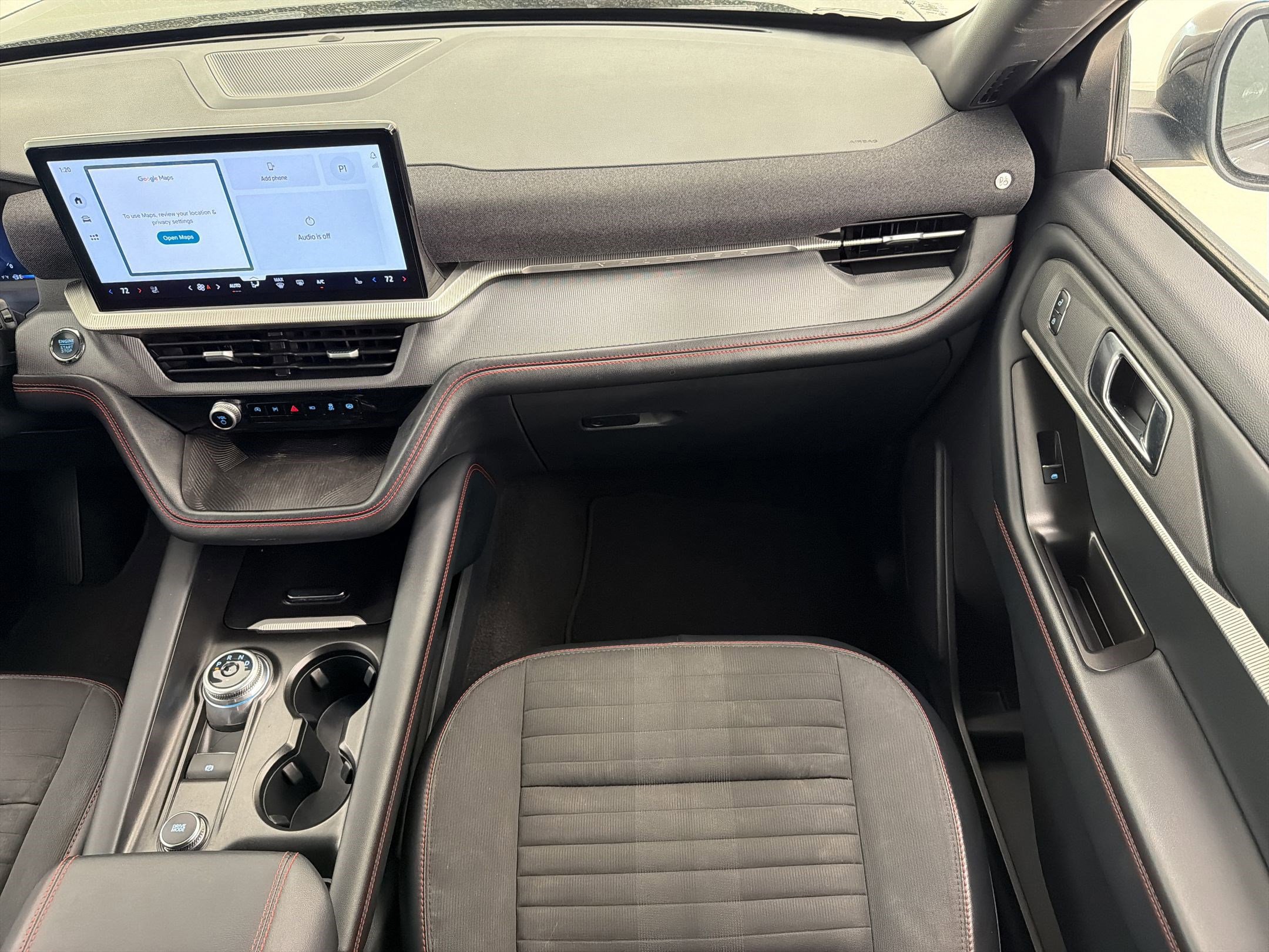 Certified 2025 Ford Explorer ST-Line w/ ST-Line Street Pack image 26