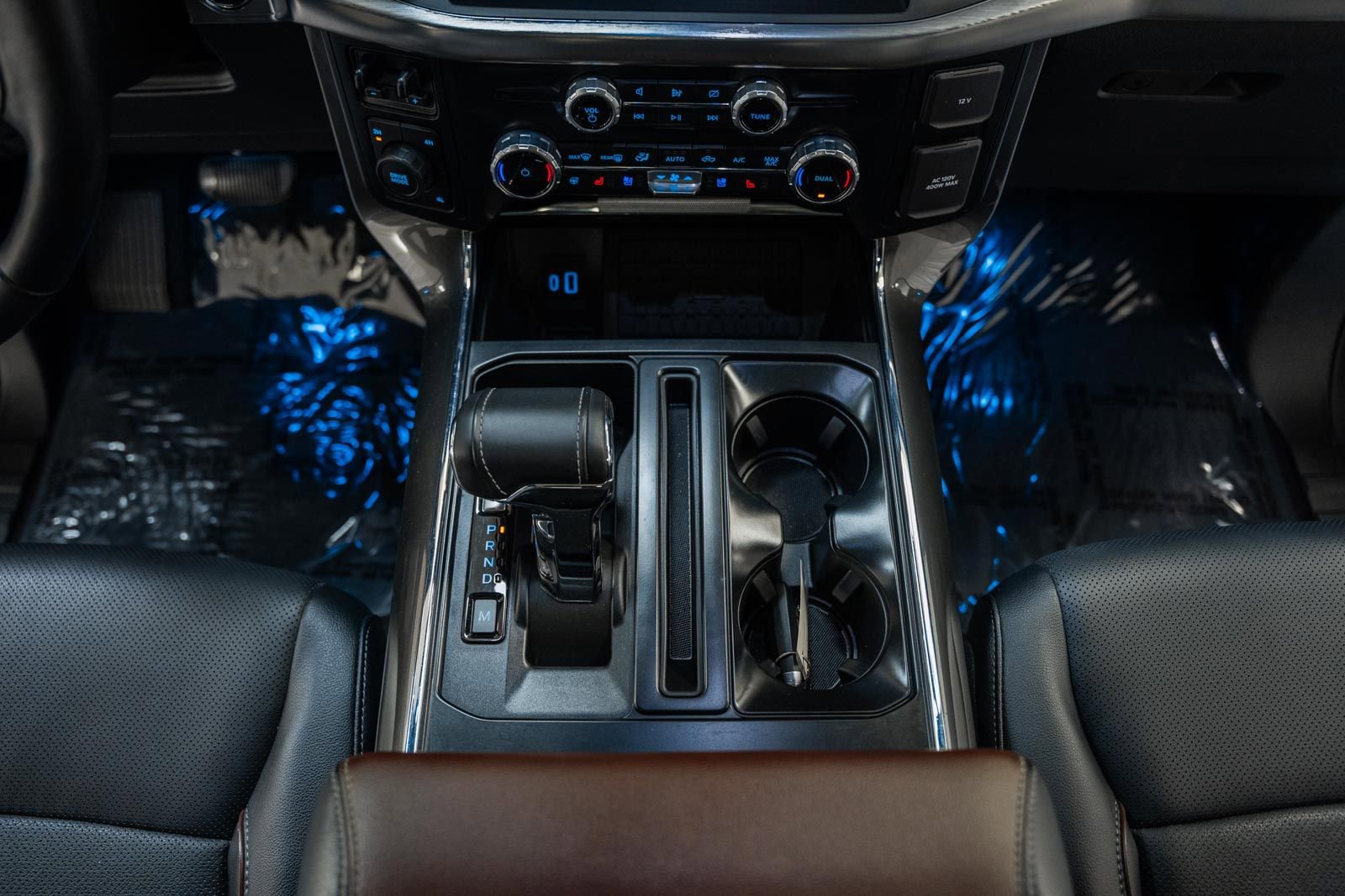 Certified 2023 Ford F150 Lariat w/ Equipment Group 502A High image 34