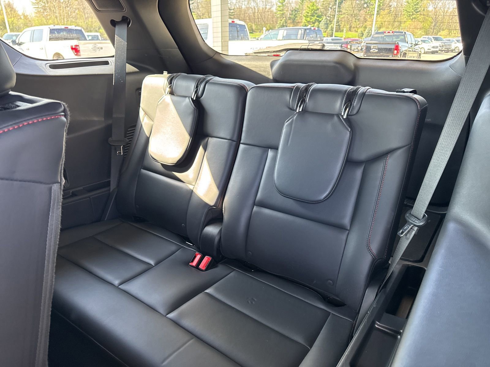 Certified 2025 Ford Explorer ST-Line w/ Premium Package image 40