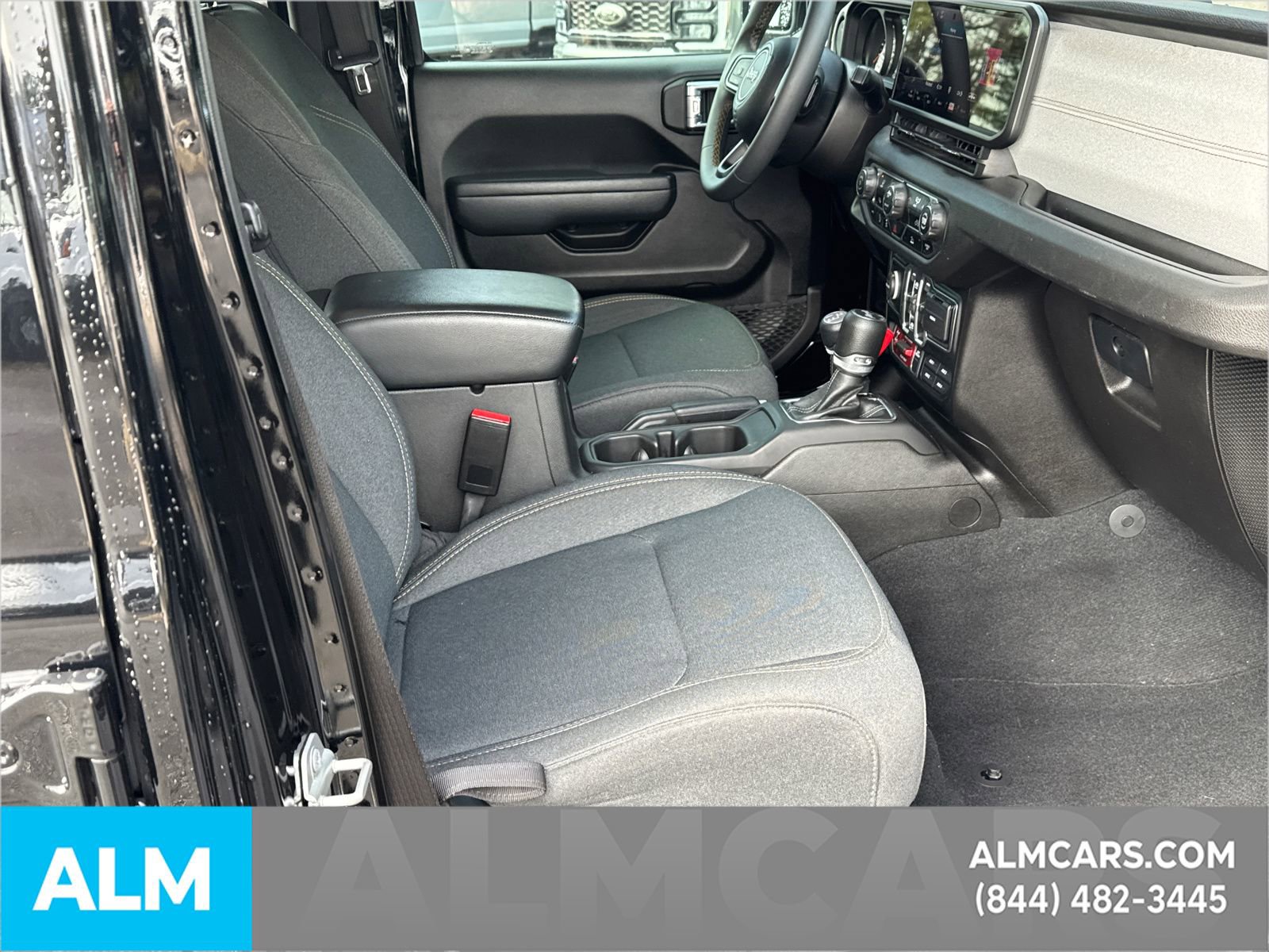 Used 2024 Jeep Wrangler Willys image 15