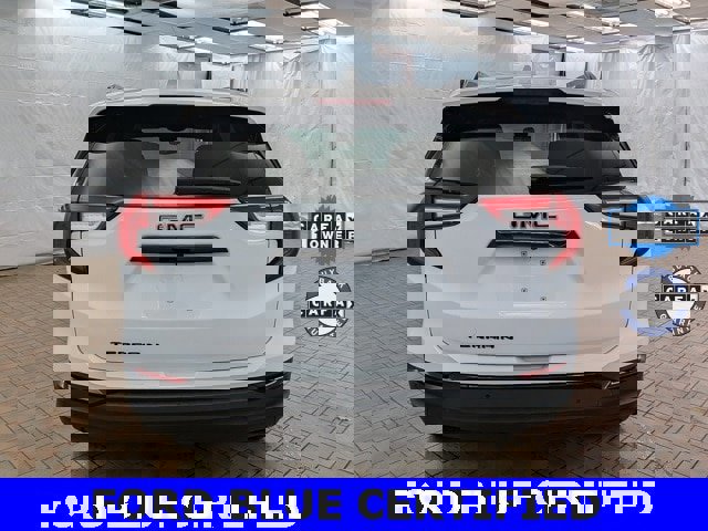 Used 2022 GMC Terrain SLE w/ Driver Convenience Package image 4