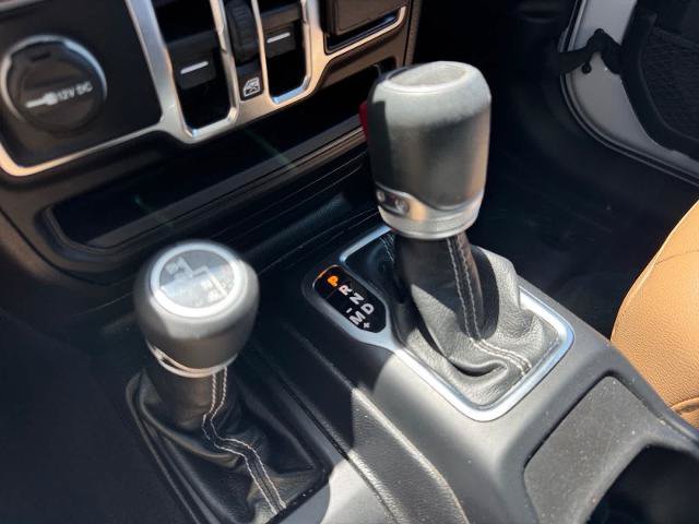 Used 2020 Jeep Gladiator Overland AWD/4WD image 22