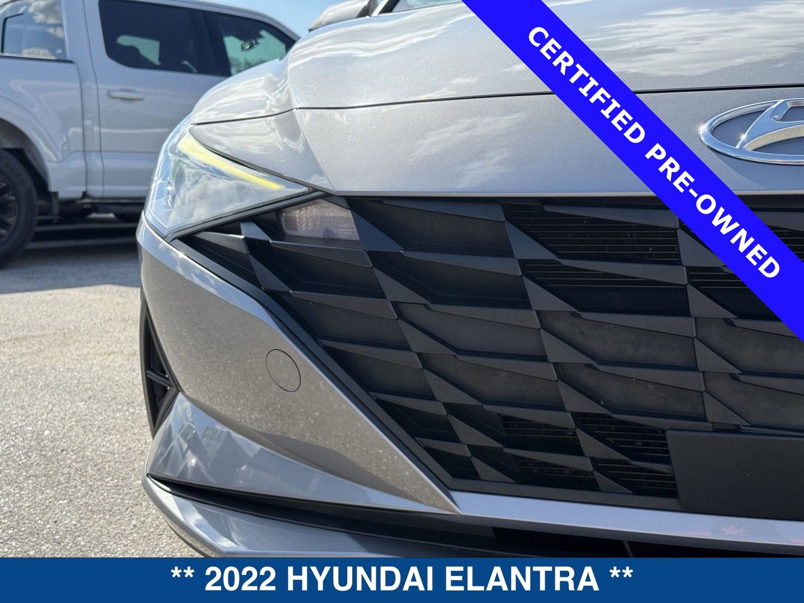 Used 2022 Hyundai Elantra SEL w/ Convenience Package image 9
