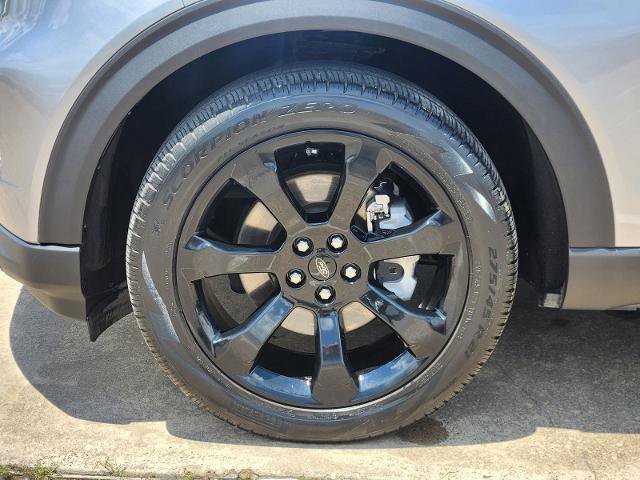 Certified 2024 Ford Explorer ST-Line w/ Class IV Trailer Tow Package RWD image 9
