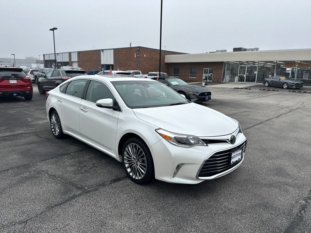Used 2018 Toyota Avalon Limited w/ Carpet Mat Package FWD image 3