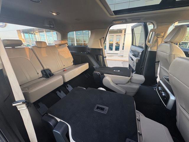 Certified 2024 Ford Expedition Limited image 34