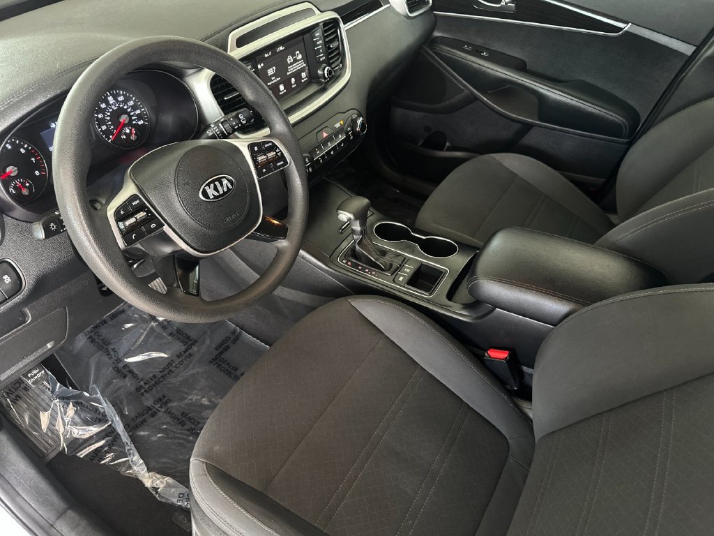 Used 2020 Kia Sorento LX AWD/4WD image 9