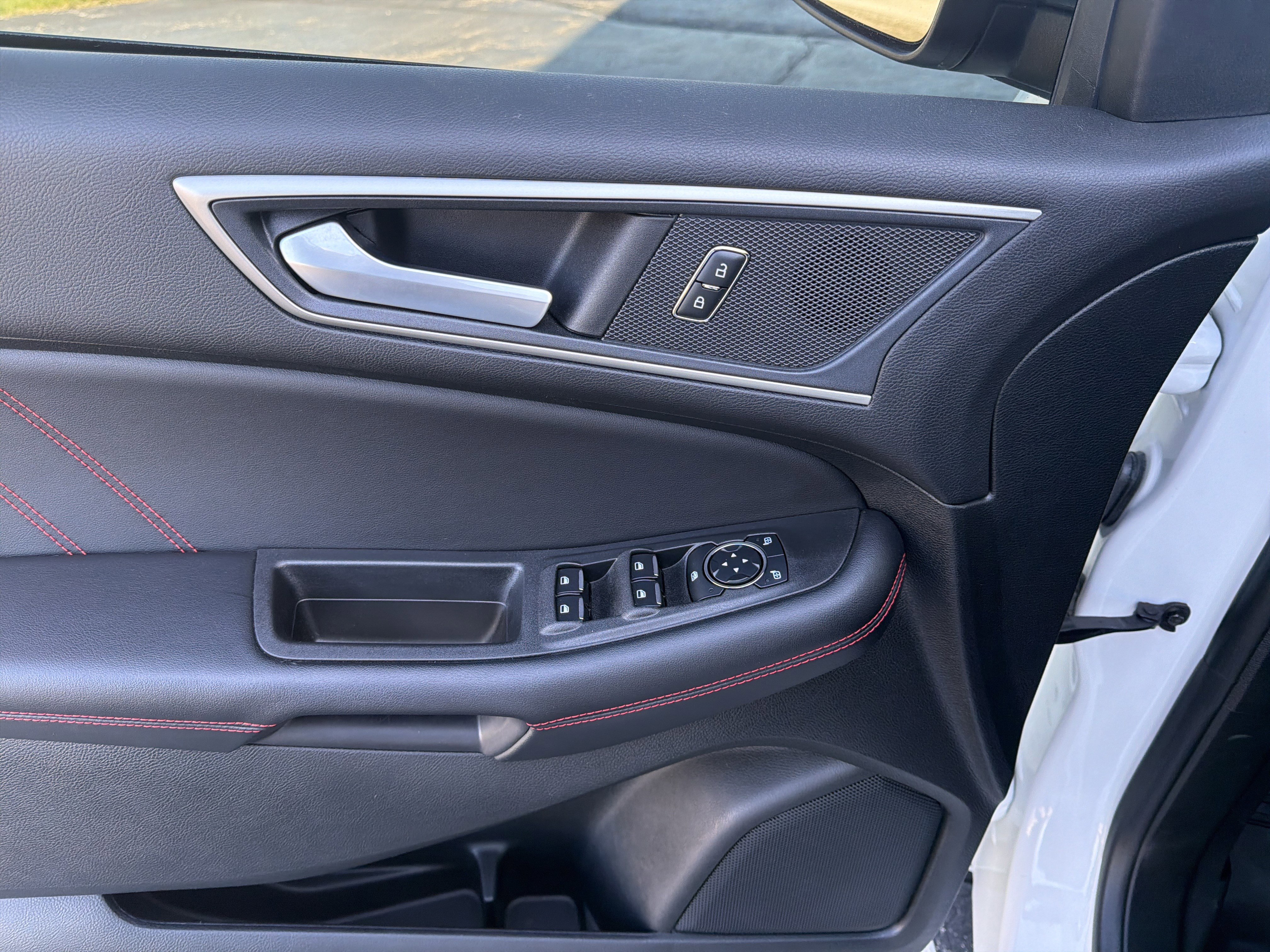 Certified 2023 Ford Edge ST-Line AWD/4WD image 19