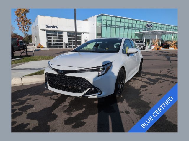 Used 2024 Toyota Corolla XSE FWD image 1