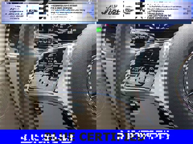 Used 2023 Mercedes-Benz GLC 300 4MATIC image 17