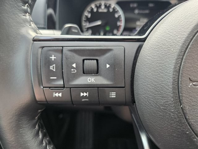 Used 2024 Nissan Pathfinder SL AWD/4WD image 28