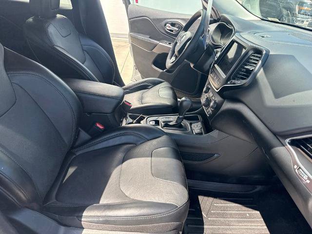 Used 2022 Jeep Cherokee Latitude Lux w/ Sun & Sound Group FWD image 35