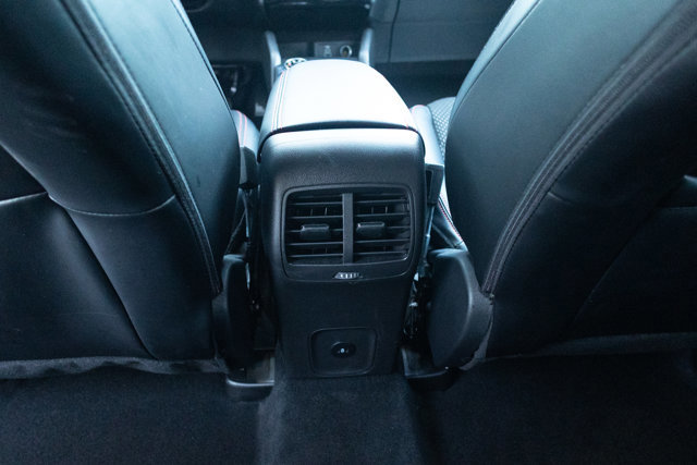 Certified 2025 Ford Escape ST-Line Elite w/ Tech Pack #1 image 9