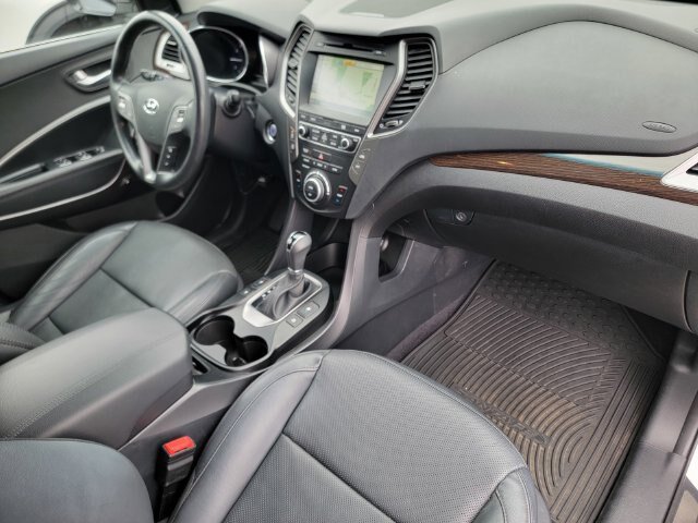 Used 2017 Hyundai Santa Fe Sport AWD/4WD image 24