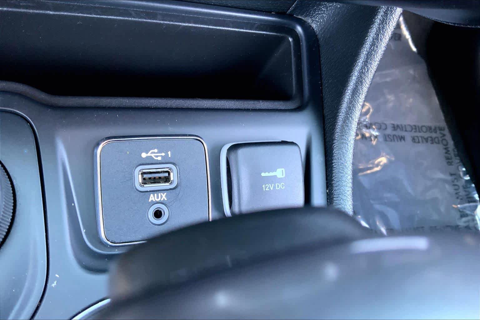 Used 2022 Jeep Cherokee Latitude Lux AWD/4WD image 61