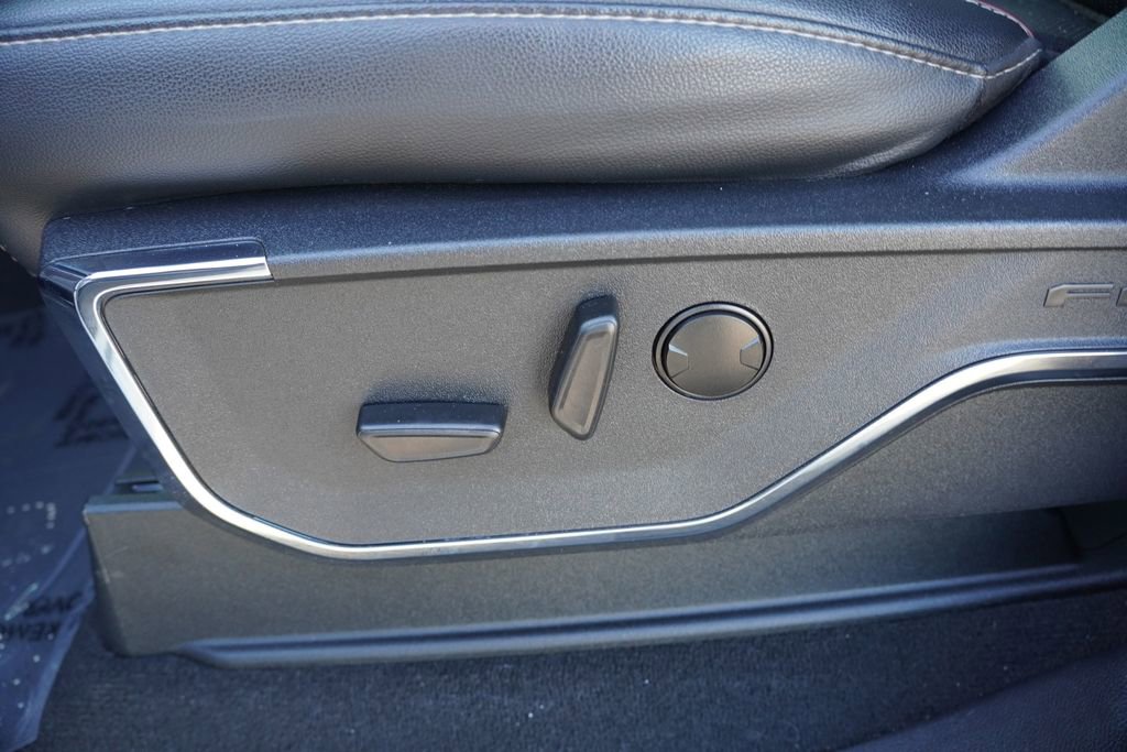 Certified 2023 Ford F350 Lariat w/ Chrome Package image 24