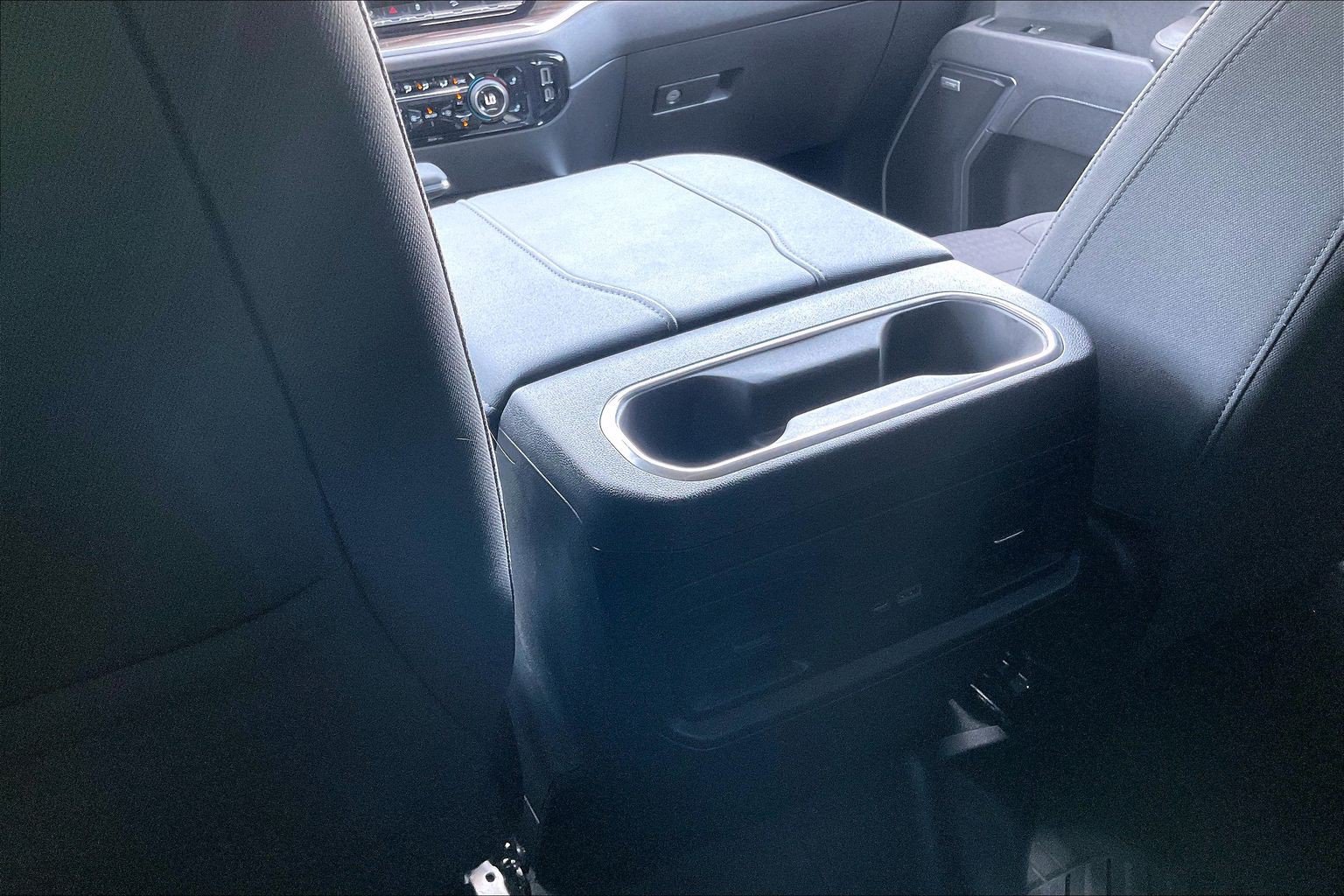 Used 2025 Chevrolet Silverado 1500 RST AWD/4WD image 32