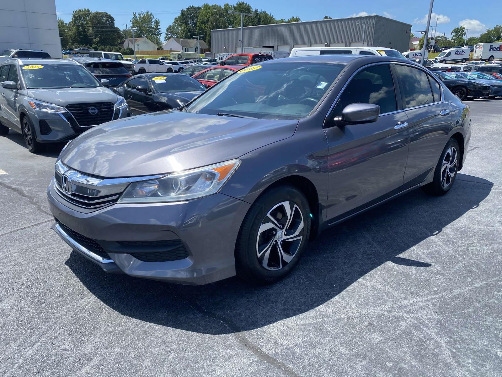 Used 2017 Honda Accord LX video 3