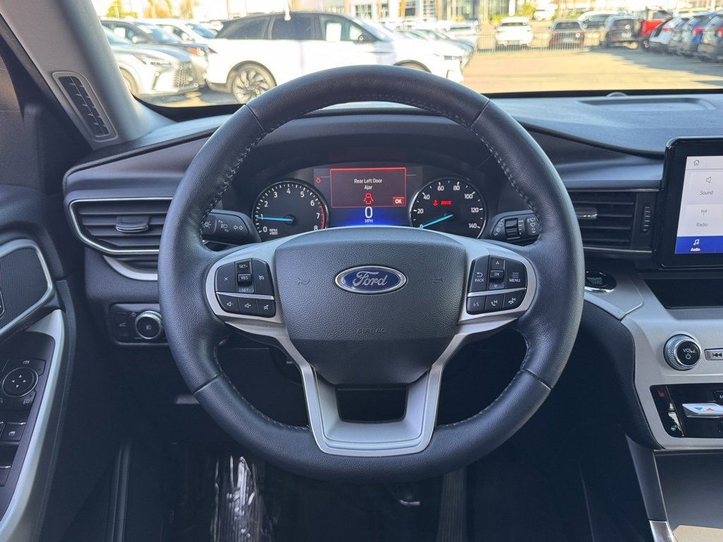 Certified 2022 Ford Explorer XLT w/ Equipment Group 202A image 22