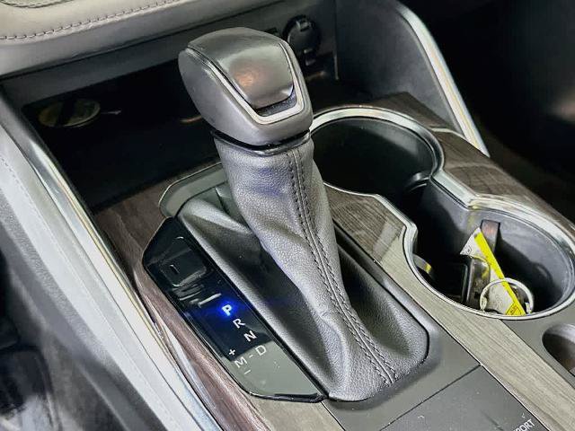 Used 2021 Toyota Highlander Limited FWD image 19