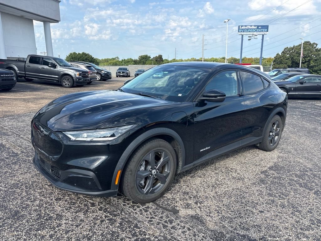 Certified 2021 Ford Mustang Mach-E Select RWD image 3