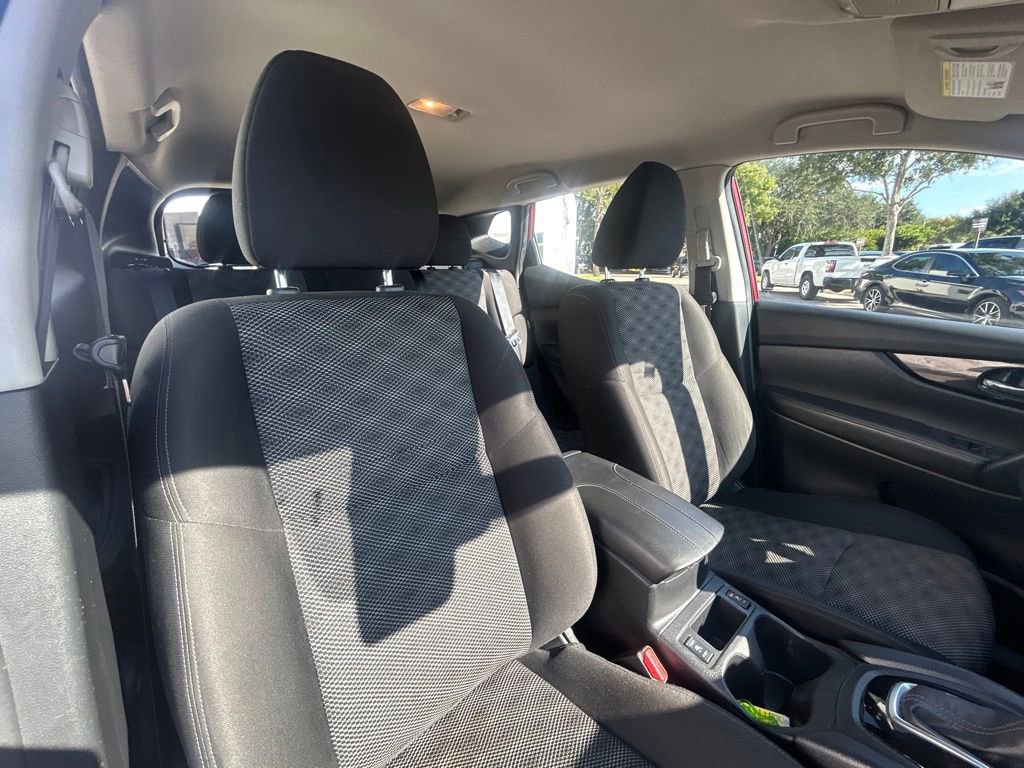 Used 2022 Nissan Rogue Sport SV image 26