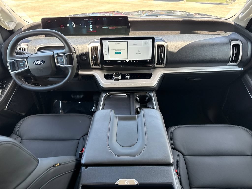 Certified 2025 Ford Expedition Active RWD image 6