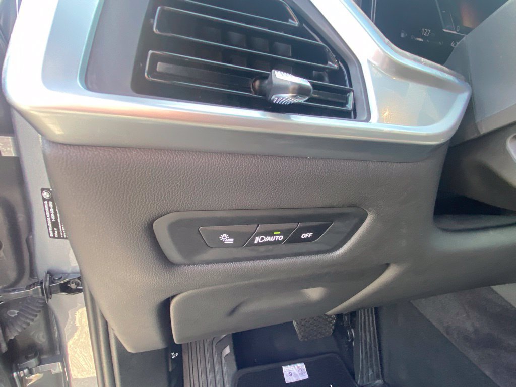 Used 2024 BMW X5 xDrive40i AWD/4WD image 12