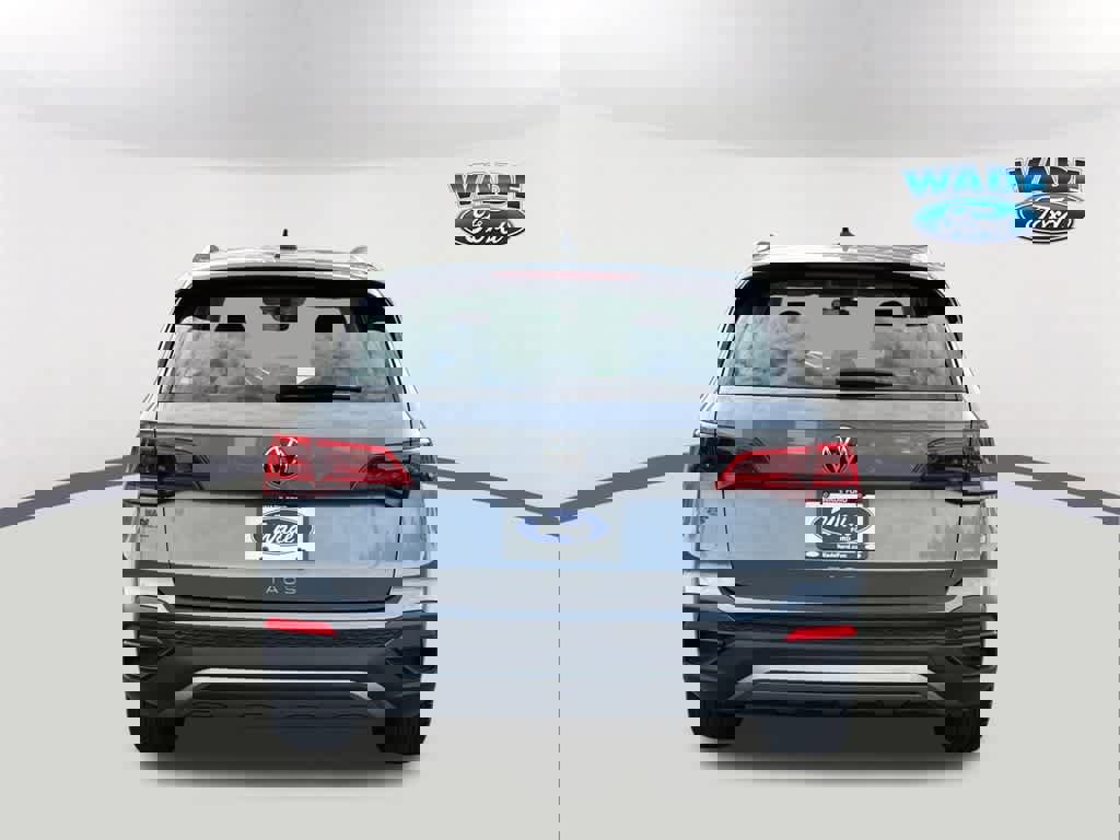 Used 2024 Volkswagen Taos S image 6