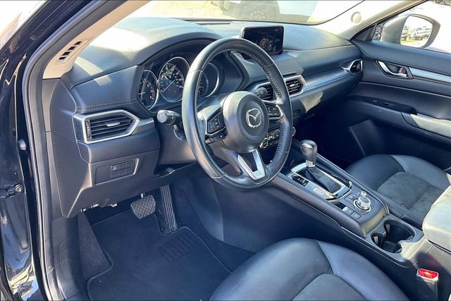 Used 2017 MAZDA CX-5 Touring image 5