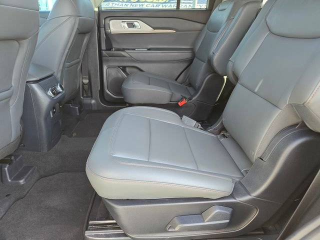 Certified 2025 Ford Explorer Active w/ Active Comfort Package AWD/4WD image 12