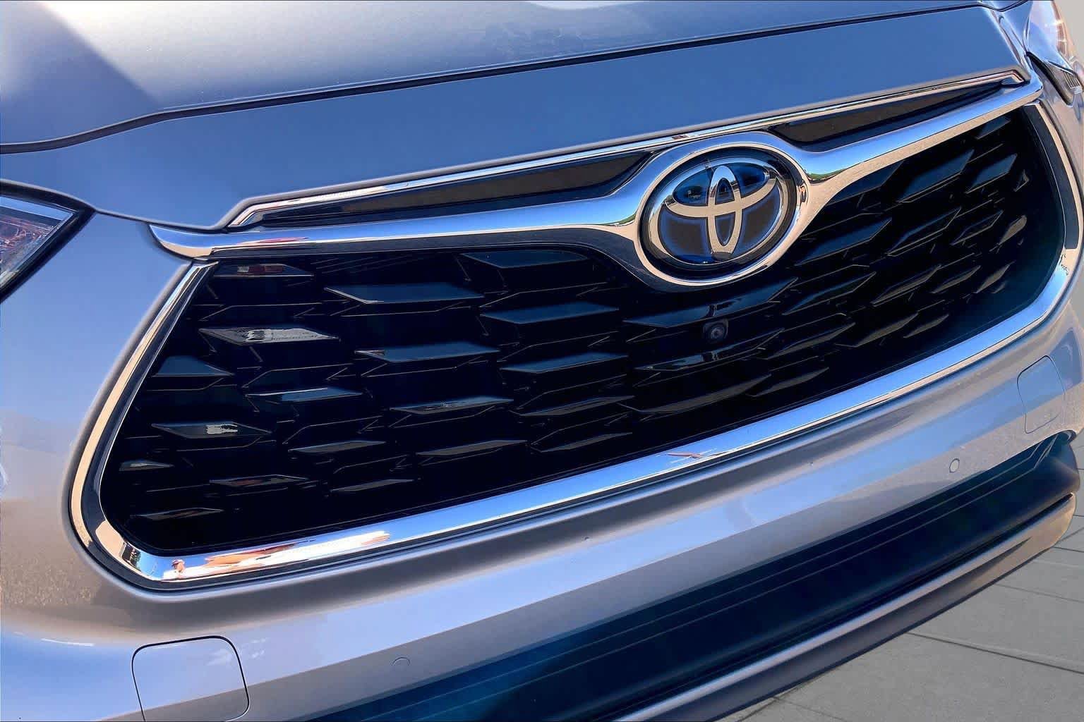 Used 2020 Toyota Highlander Platinum AWD/4WD image 49
