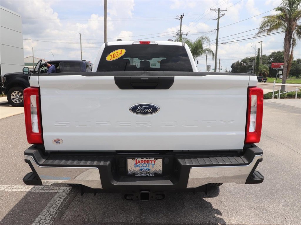 Certified 2024 Ford F250 XLT image 4