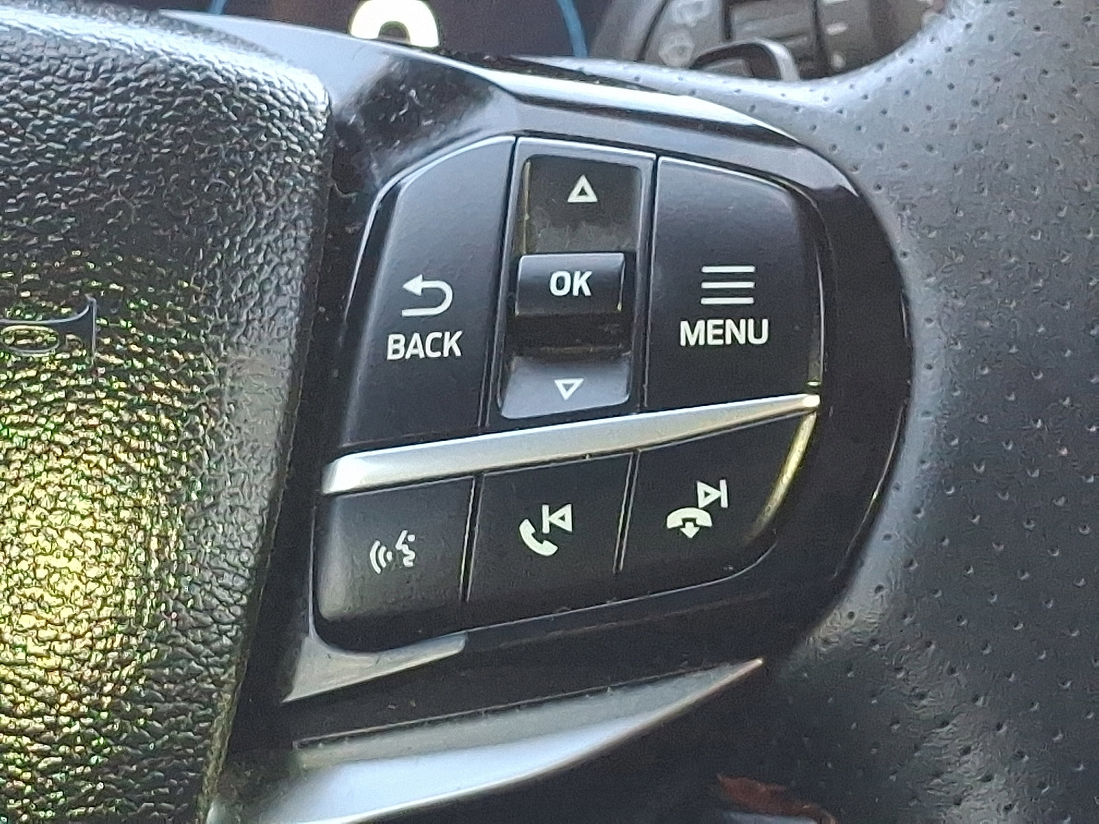 Certified 2025 Ford Explorer ST image 21