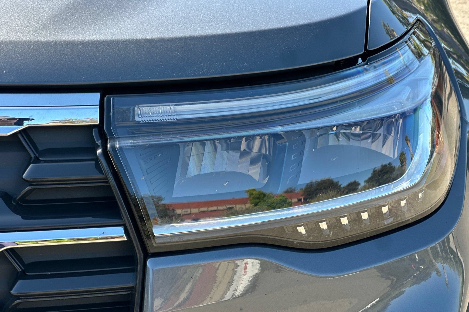 Certified 2025 Ford Explorer Active w/ Active Comfort Package AWD/4WD image 53