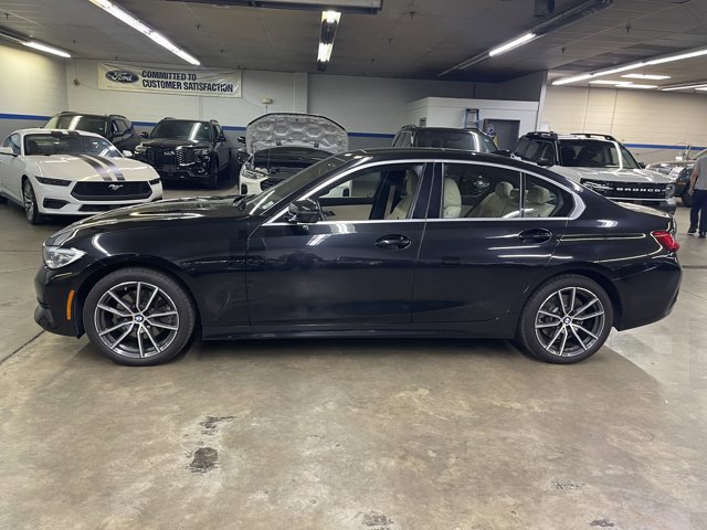 Used 2020 BMW 330i xDrive Sedan w/ Premium Package image 2