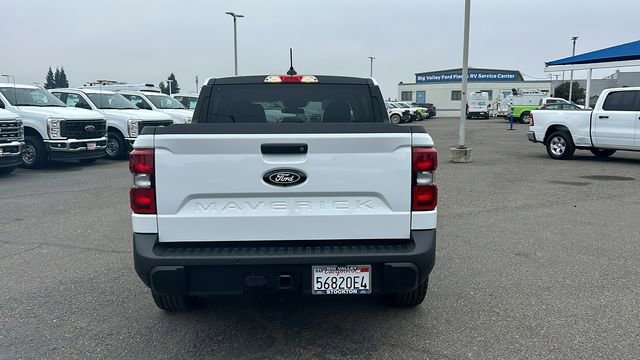 Certified 2025 Ford Maverick XLT w/ Black Appearance Package image 4