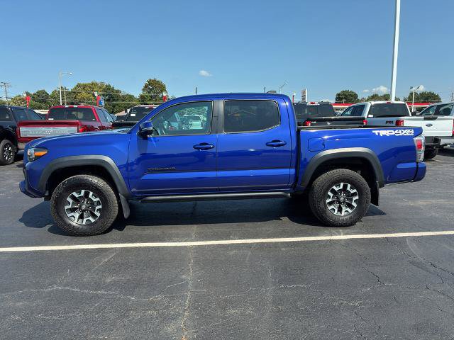 Used 2023 Toyota Tacoma TRD Off-Road w/ Technology Package AWD/4WD image 8