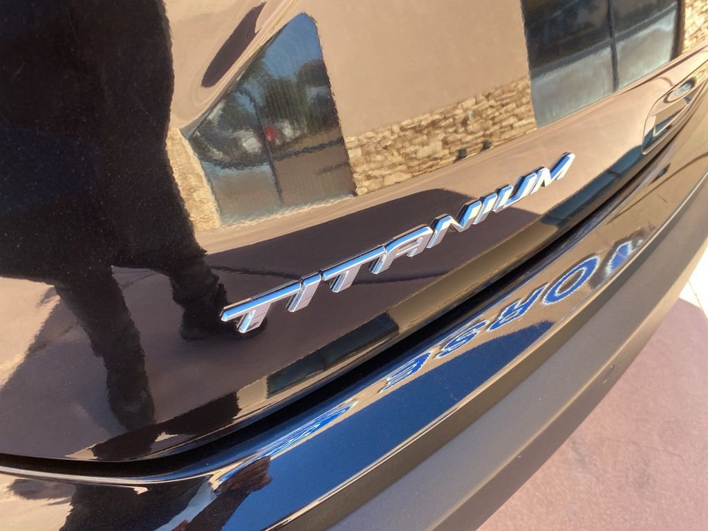 Certified 2022 Ford Edge Titanium image 41