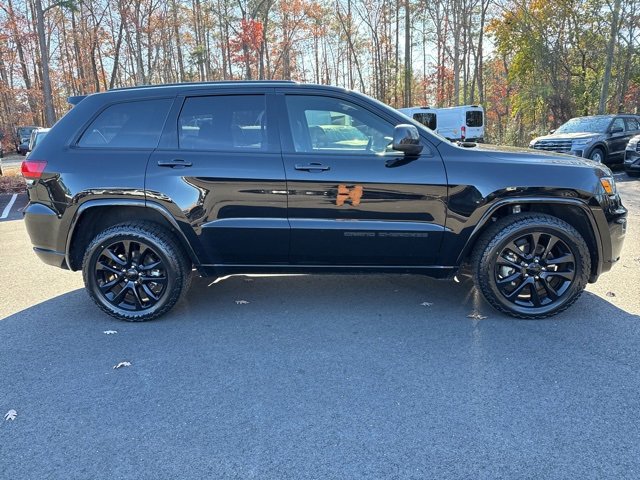 Used 2021 Jeep Grand Cherokee Laredo X image 6